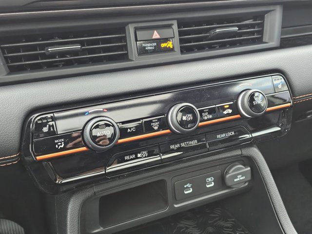 New 2026 Honda Pilot TrailSport image 23