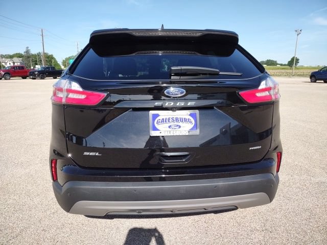 Used 2023 Ford Edge SEL w/ Convenience Package AWD/4WD image 4