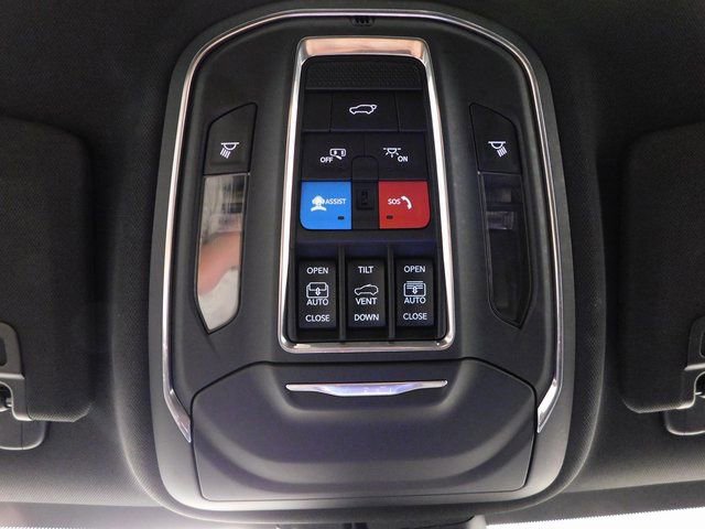 Used 2024 Jeep Grand Cherokee L Limited w/ Luxury Tech Group II image 43