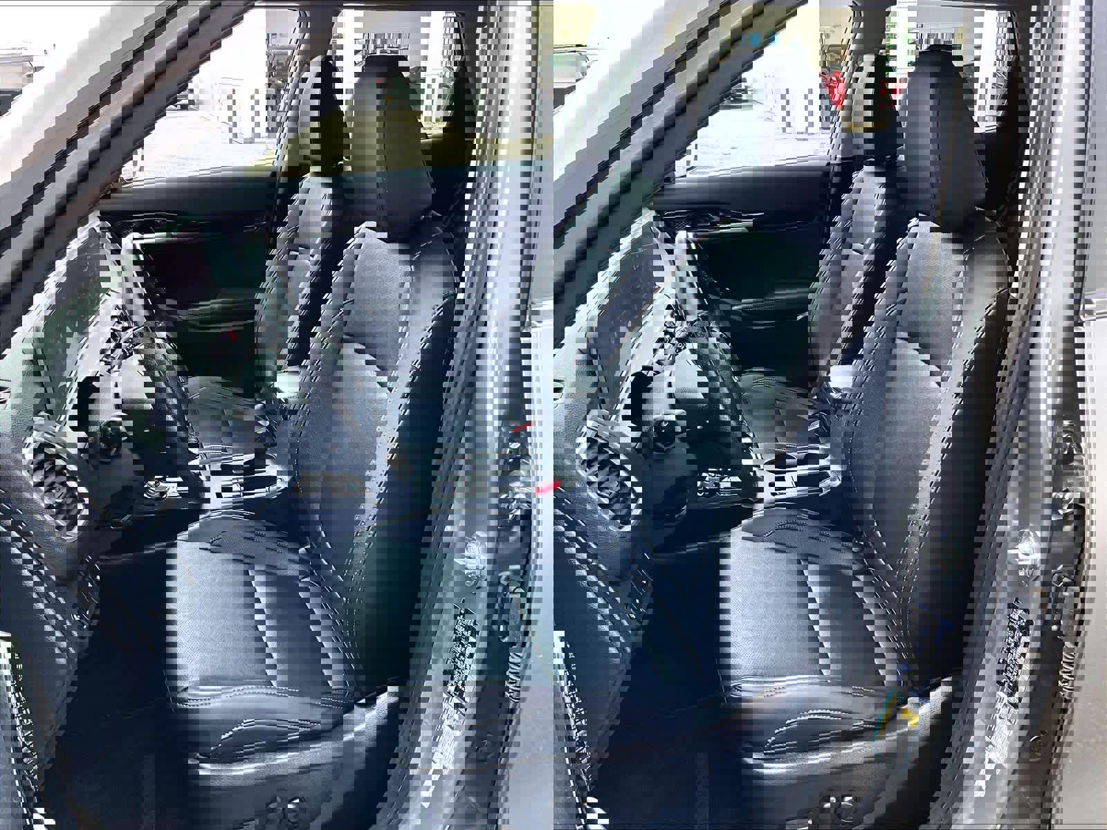 Used 2024 Kia Seltos SX image 10