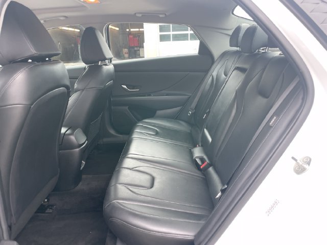 Used 2024 Hyundai Elantra Limited FWD image 28