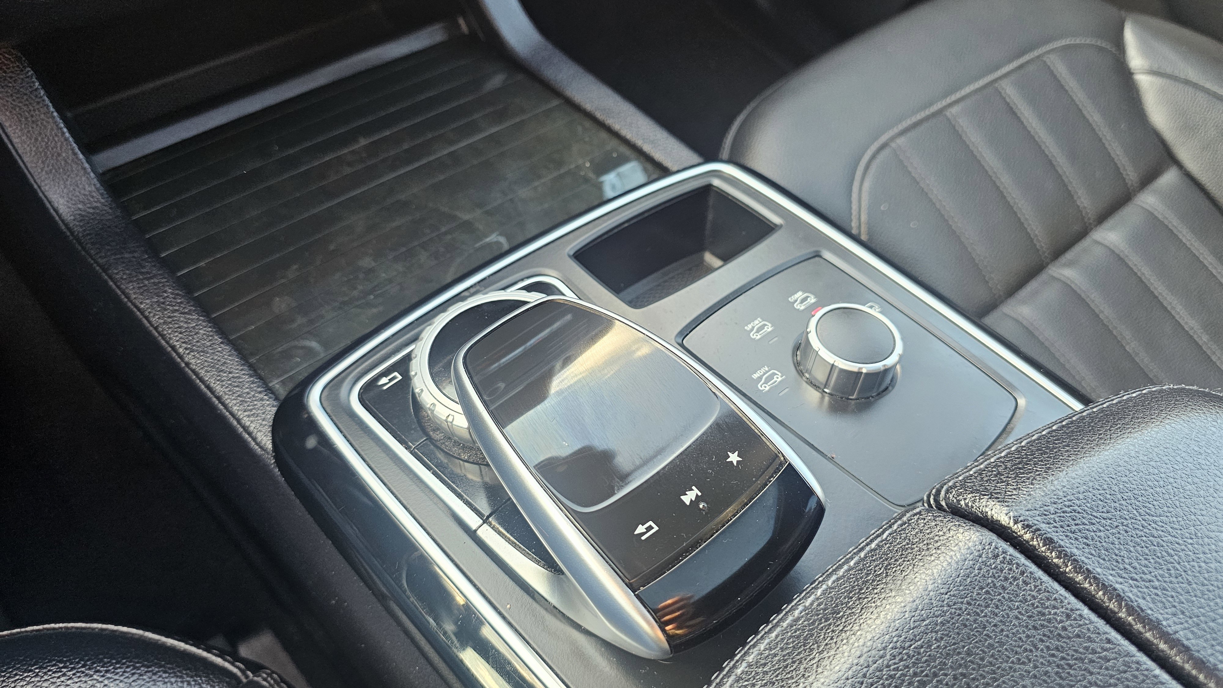 Used 2017 Mercedes-Benz GLE 350 GLE 350 SUV w/ Premium 1 Package image 35