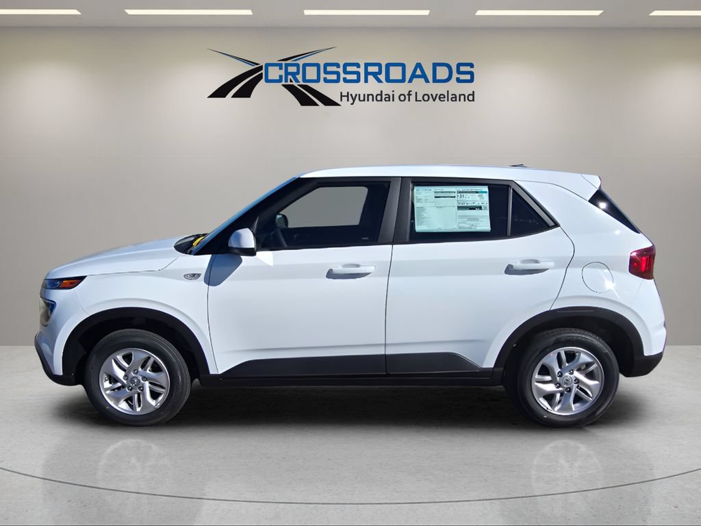 Used 2026 Hyundai Venue SE FWD image 2