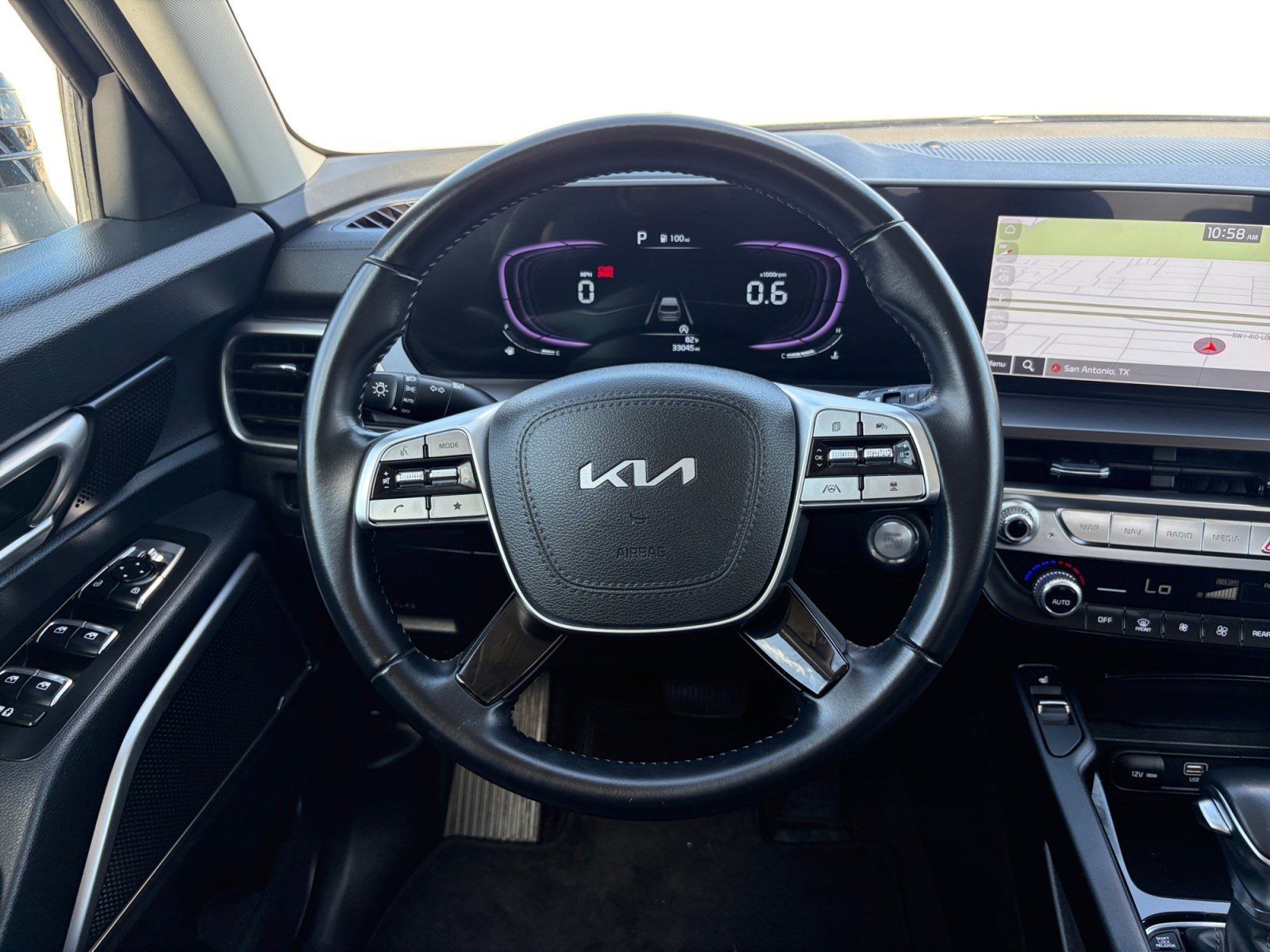 Used 2025 Kia Telluride S FWD image 13