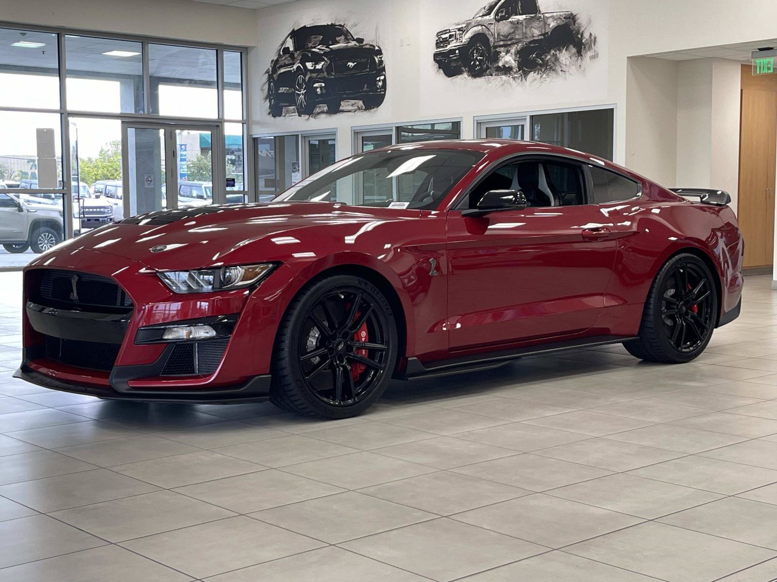 Used 2020 Ford Mustang Shelby GT500 w/ Technology Package RWD image 5