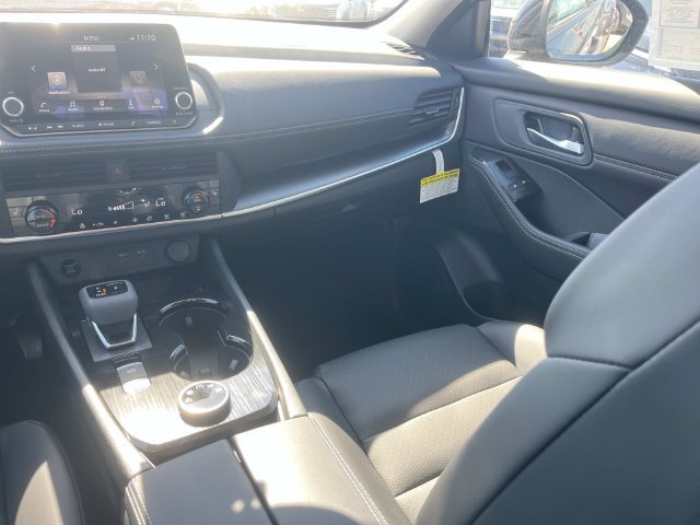 New 2026 Nissan Rogue Dark Armor AWD/4WD image 16