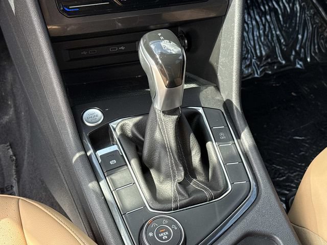 Used 2022 Volkswagen Tiguan SE AWD/4WD image 23
