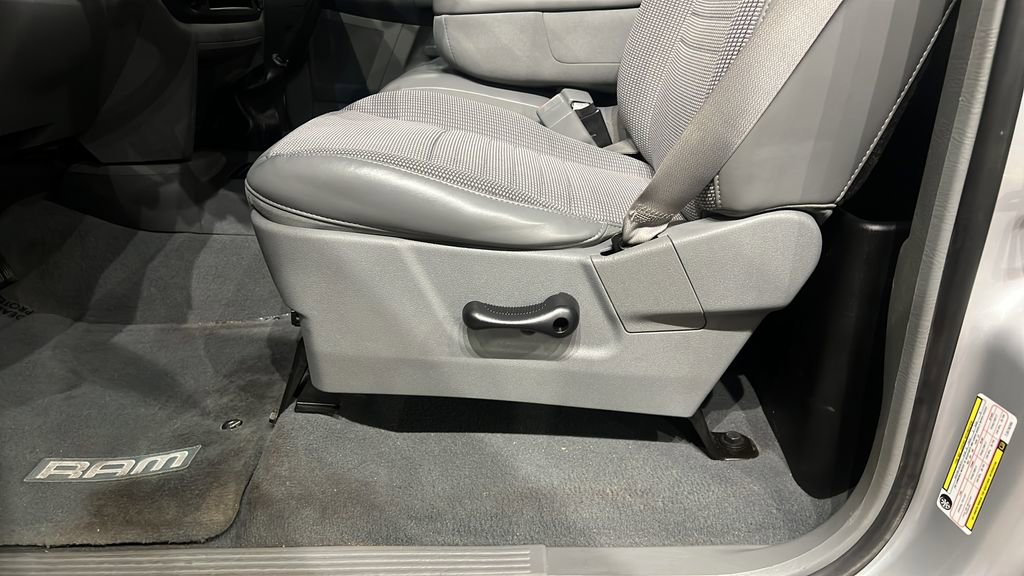 Used 2007 Dodge Ram 1500 Truck ST w/ SXT Group image 20