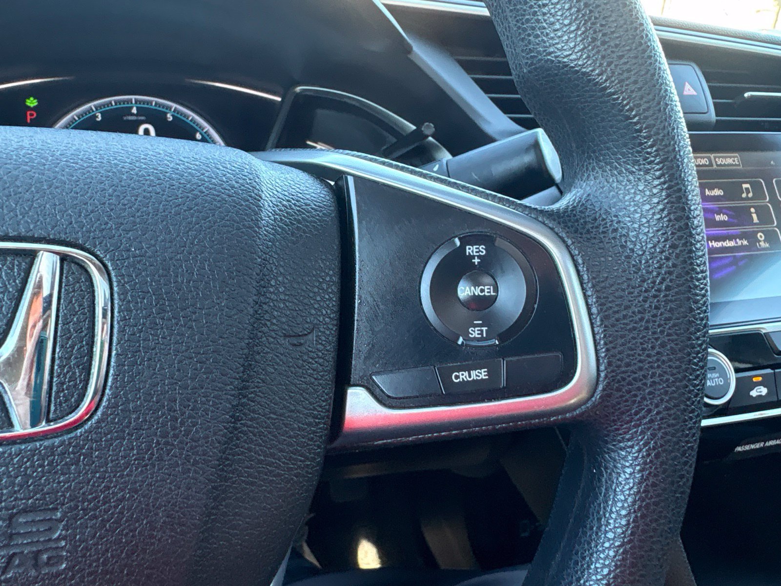 Used 2018 Honda Civic EX image 30