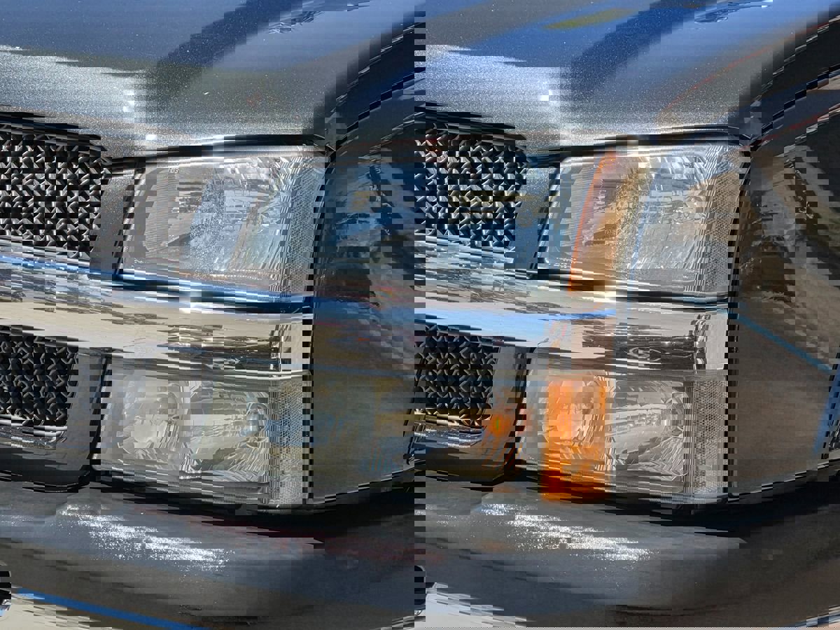 Used 2005 Chevrolet Silverado 1500 LS AWD/4WD image 7