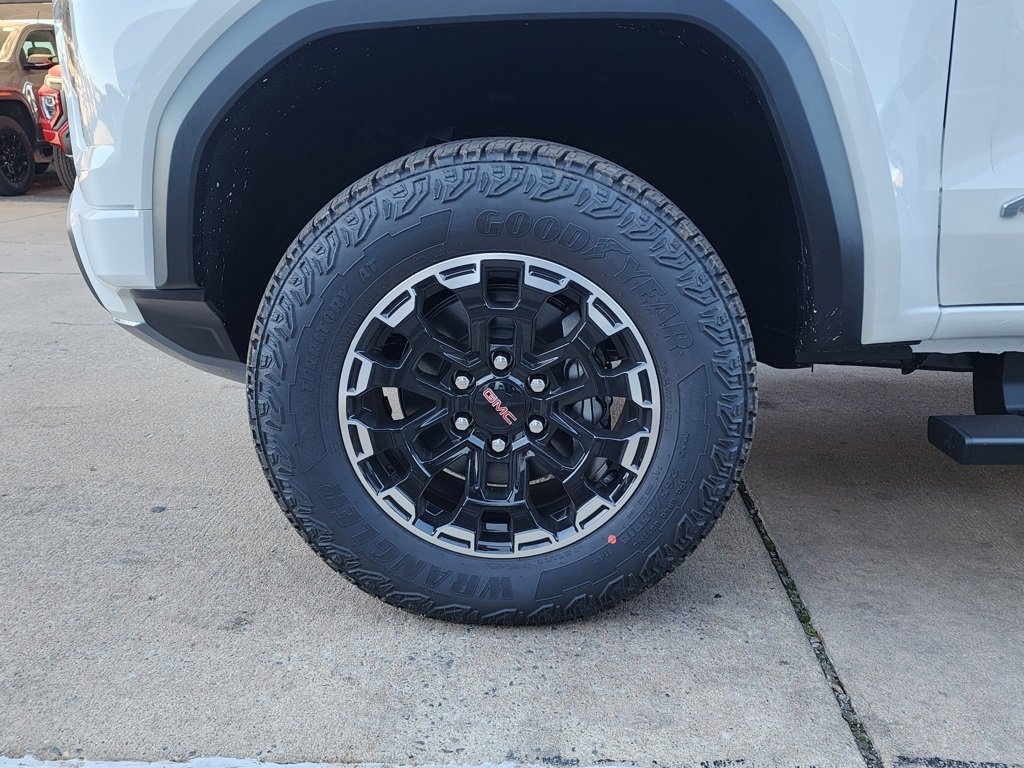 New 2026 GMC Canyon AT4 image 54