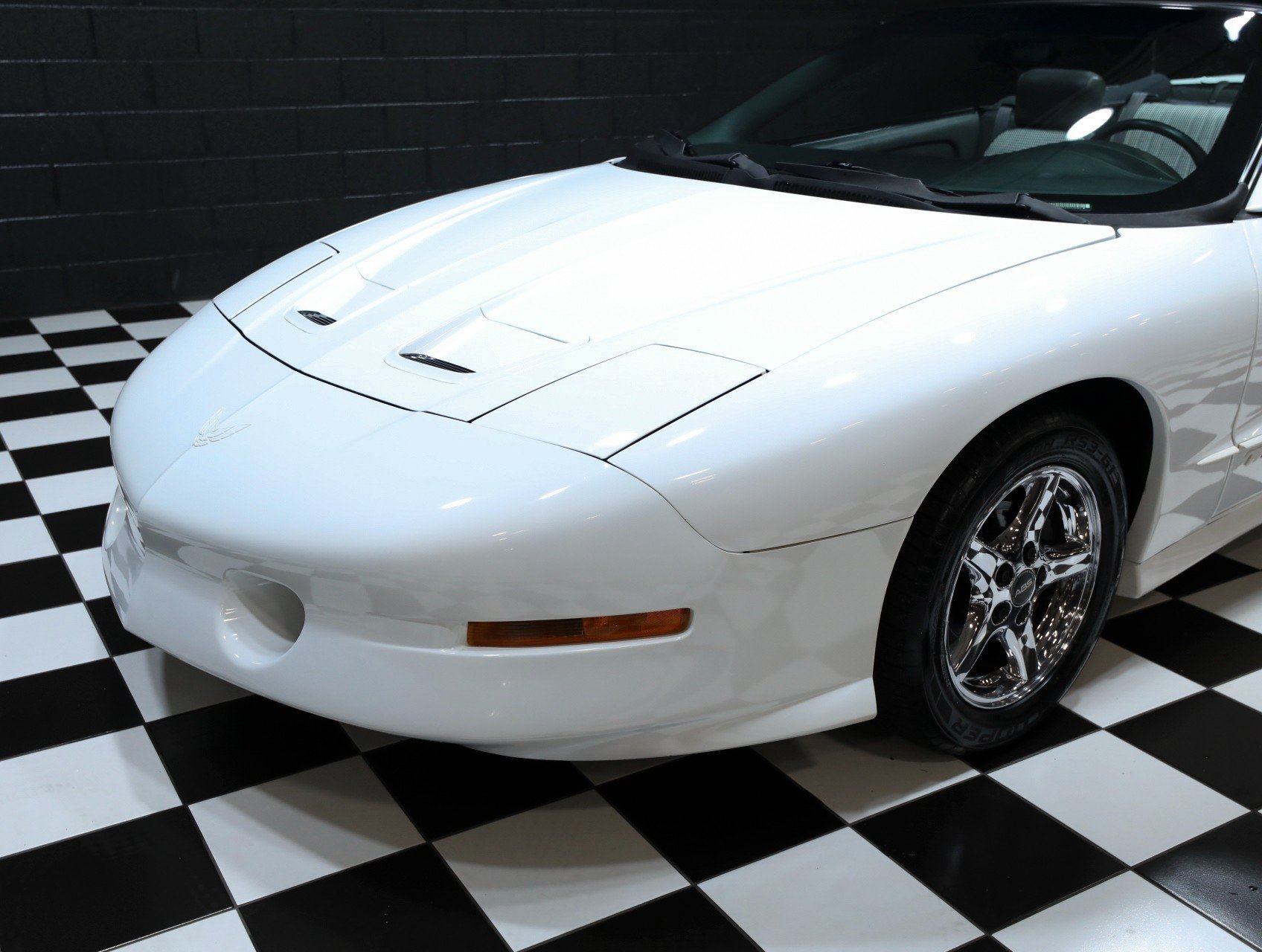 Used 1997 Pontiac Firebird Trans Am RWD image 14
