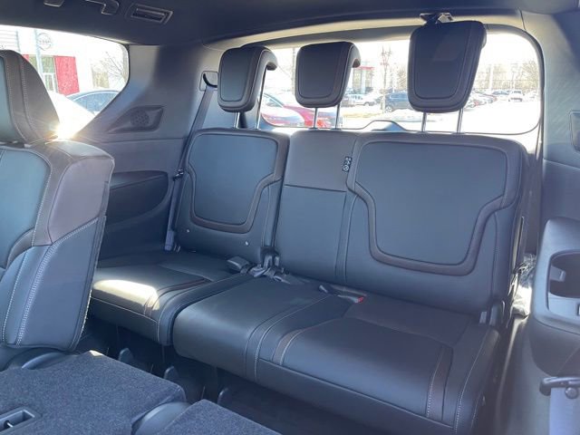 New 2025 Nissan Armada SL image 23
