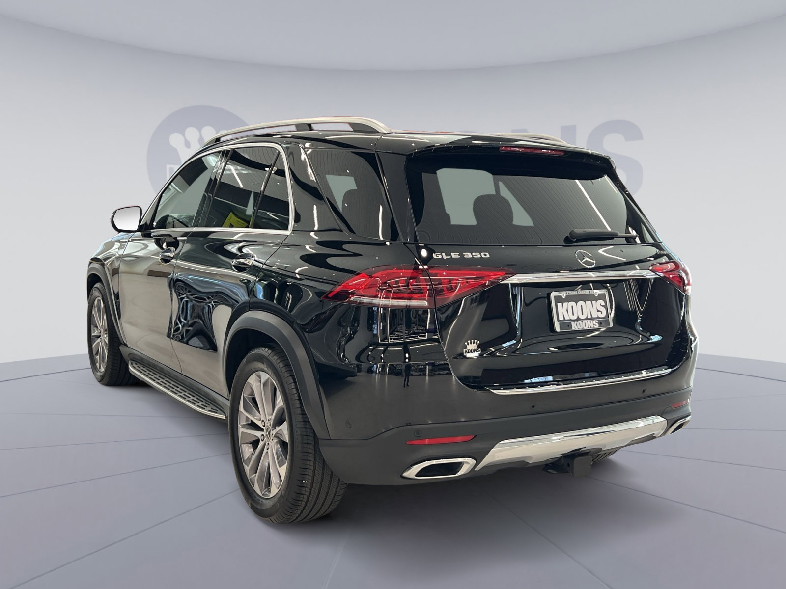 Used 2023 Mercedes-Benz GLE 350 4MATIC image 2