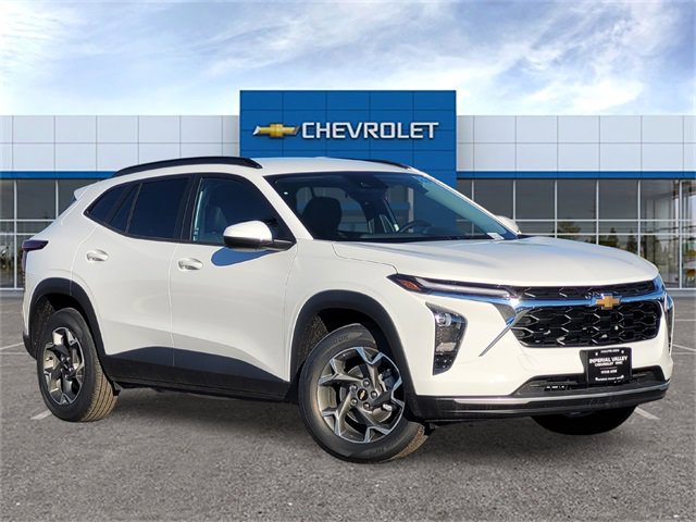 New 2026 Chevrolet Trax LT w/ Driver Confidence Package image 1