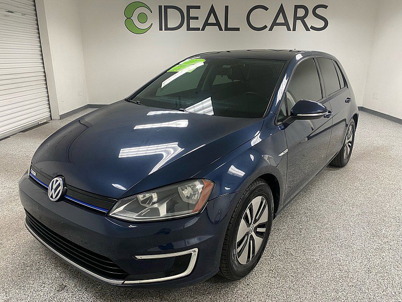 Used 2016 Volkswagen e-Golf SE w/ DC Fast Charging Package FWD image 1