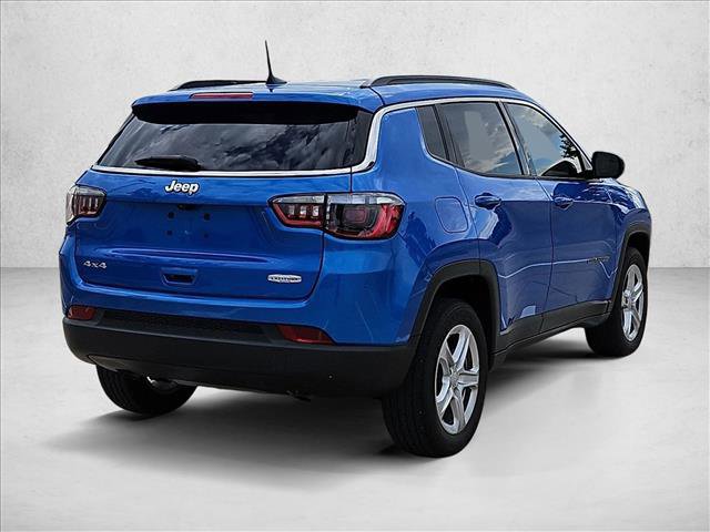 Used 2024 Jeep Compass Latitude AWD/4WD image 5