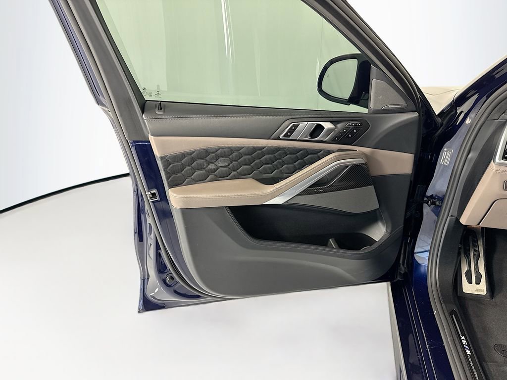 Used 2021 BMW X6 M w/ Competition Package image 25