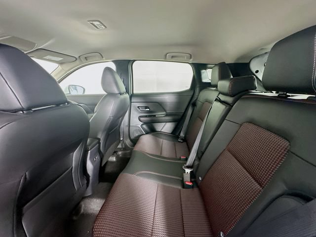 New 2025 Nissan Kicks SR w/ Illumination Package AWD/4WD image 22