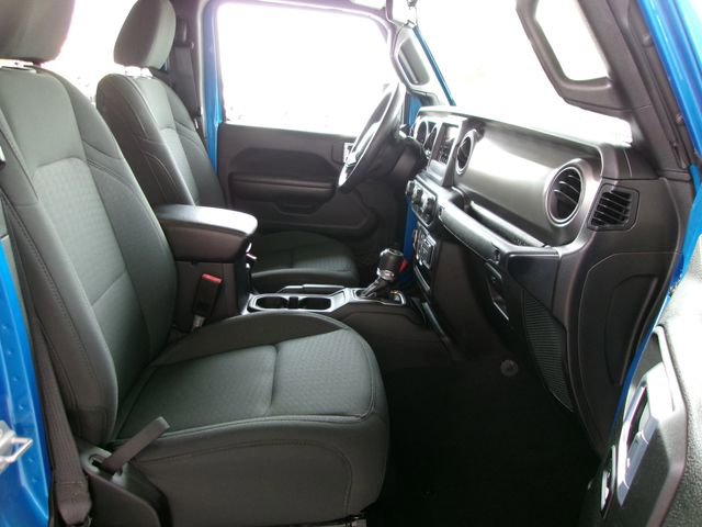 Used 2021 Jeep Gladiator Sport image 19