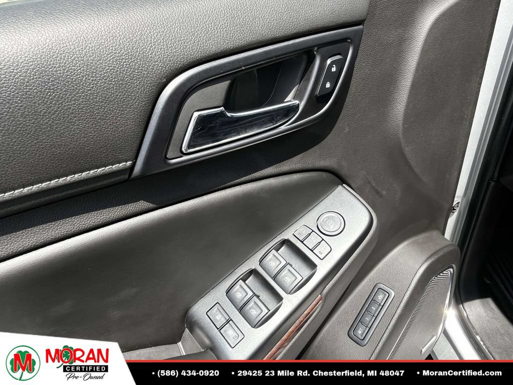 Used 2015 GMC Yukon XL SLT AWD/4WD image 17