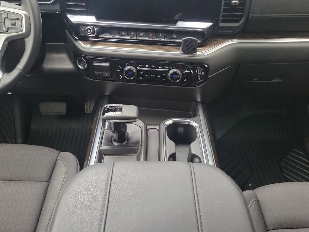 Used 2025 Chevrolet Silverado 1500 LT Trail Boss w/ Convenience Package II image 22