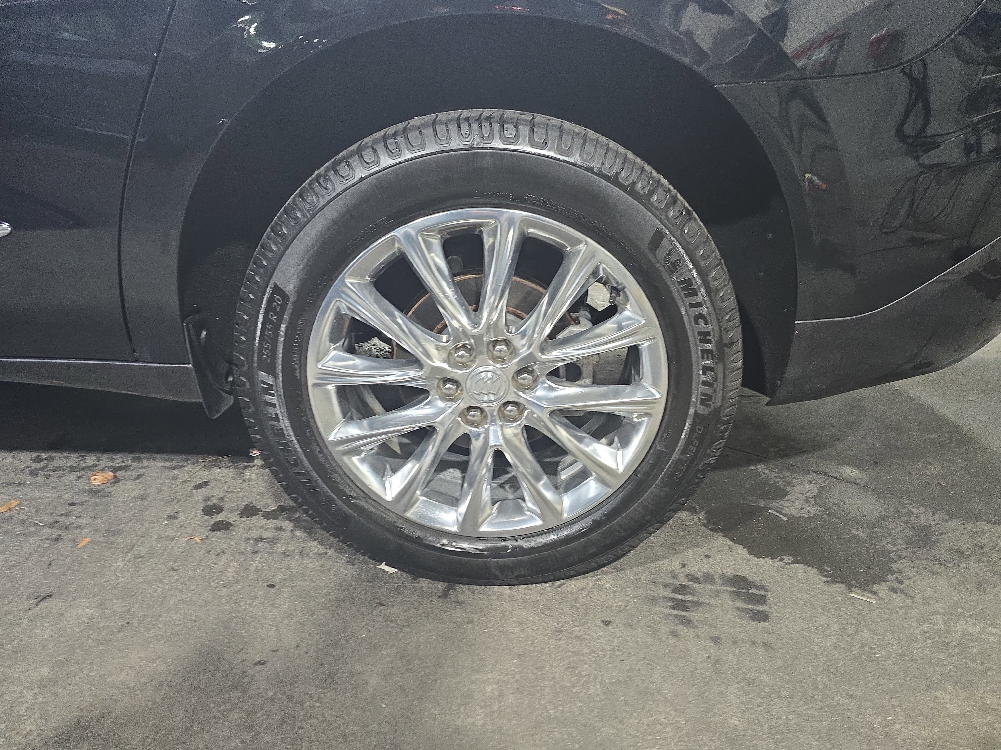 Used 2021 Buick Enclave Premium w/ Sun and Sites Package image 35