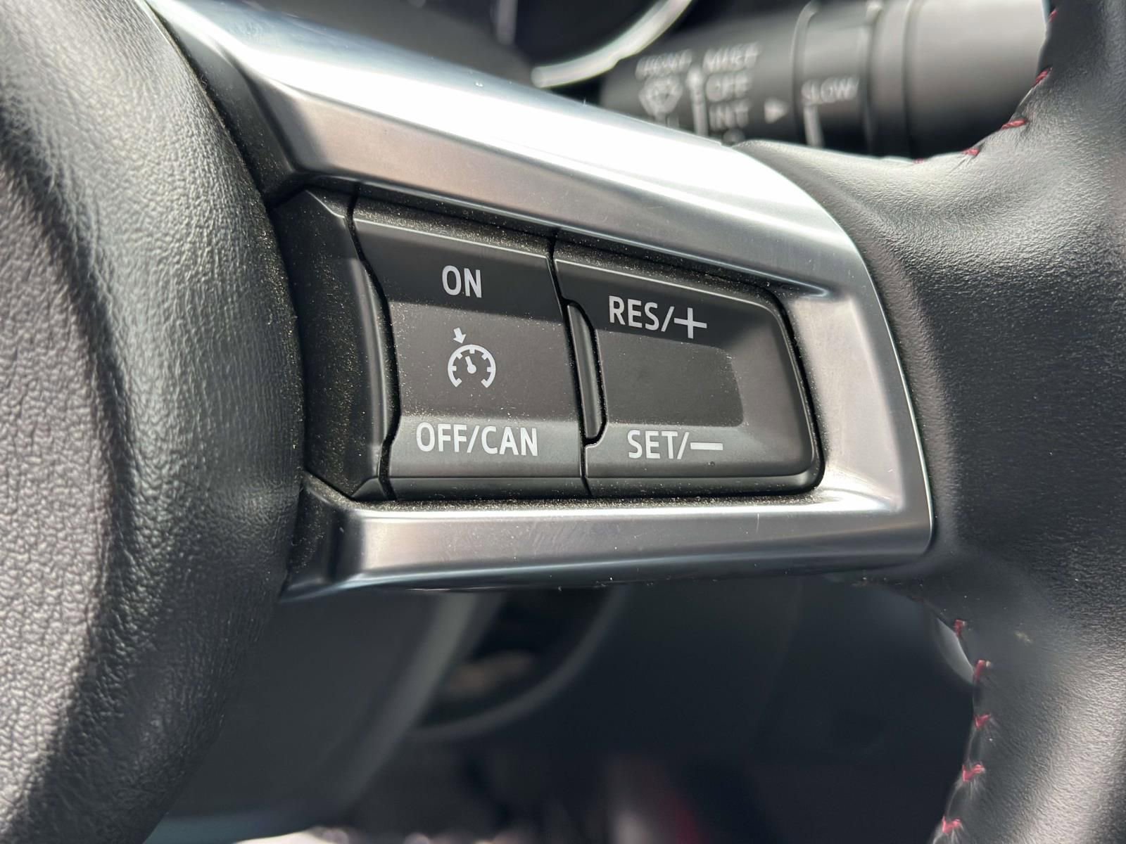 Used 2016 MAZDA MX-5 Miata Club RWD image 14