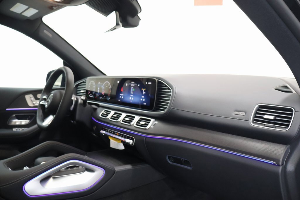 New 2026 Mercedes-Benz GLS 450 4MATIC image 23