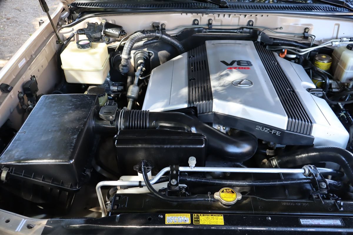Used 2001 Lexus LX 470 4WD image 37