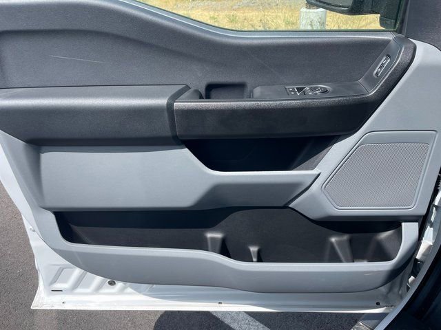 New 2024 Ford F550 4x4 Regular Cab Super Duty image 13