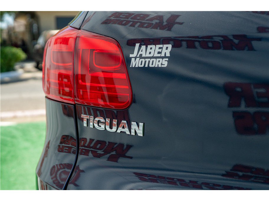Used 2013 Volkswagen Tiguan S FWD image 29