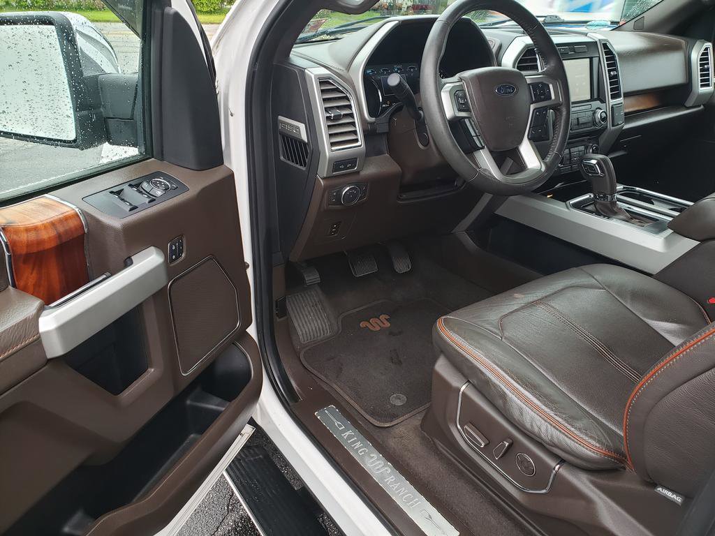 Used 2015 Ford F150 King Ranch w/ Equipment Group 601A Luxury AWD/4WD image 12