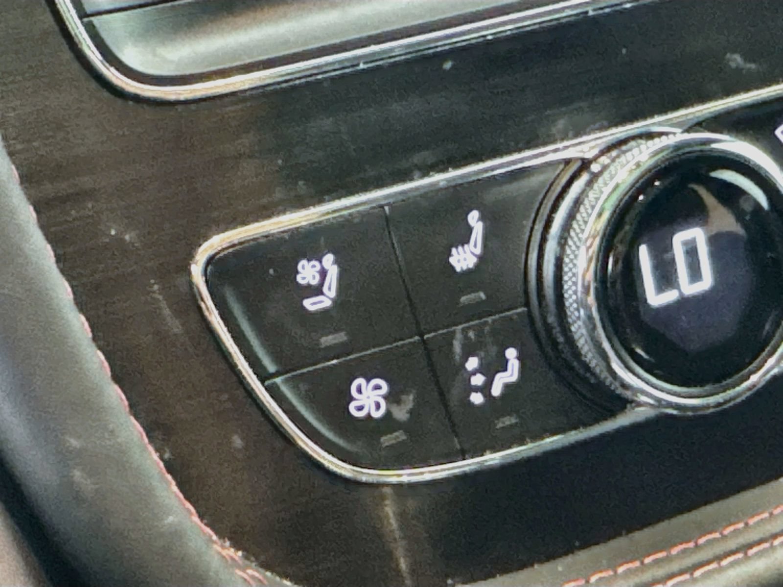 Certified 2019 Bentley Bentayga AWD/4WD image 20