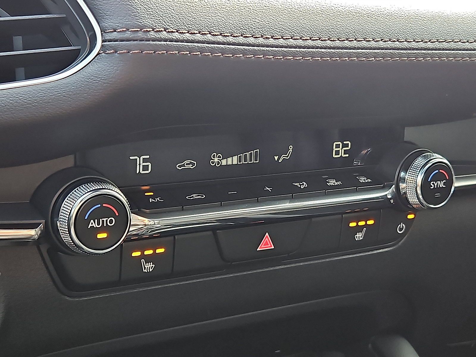 New 2026 MAZDA MAZDA3 2.5 S Hatchback w/ Premium Pkg image 14