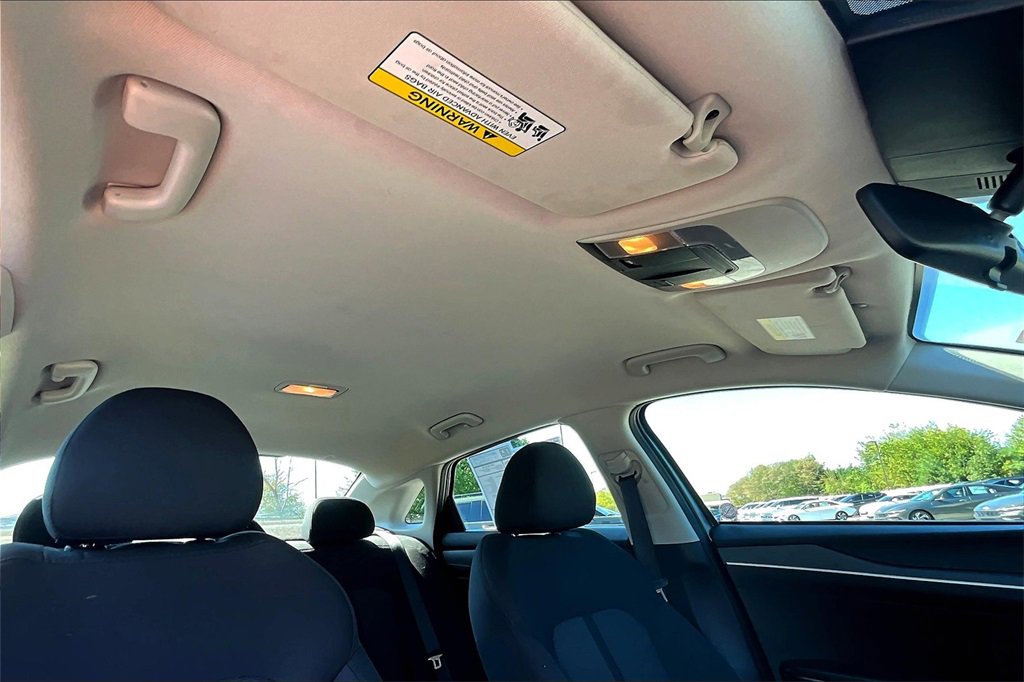 Used 2023 Kia K5 LXS image 21