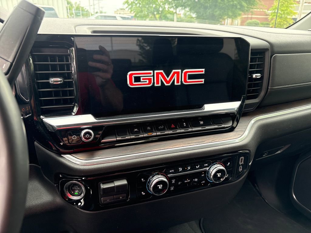 Certified 2026 GMC Sierra 1500 SLT AWD/4WD image 21