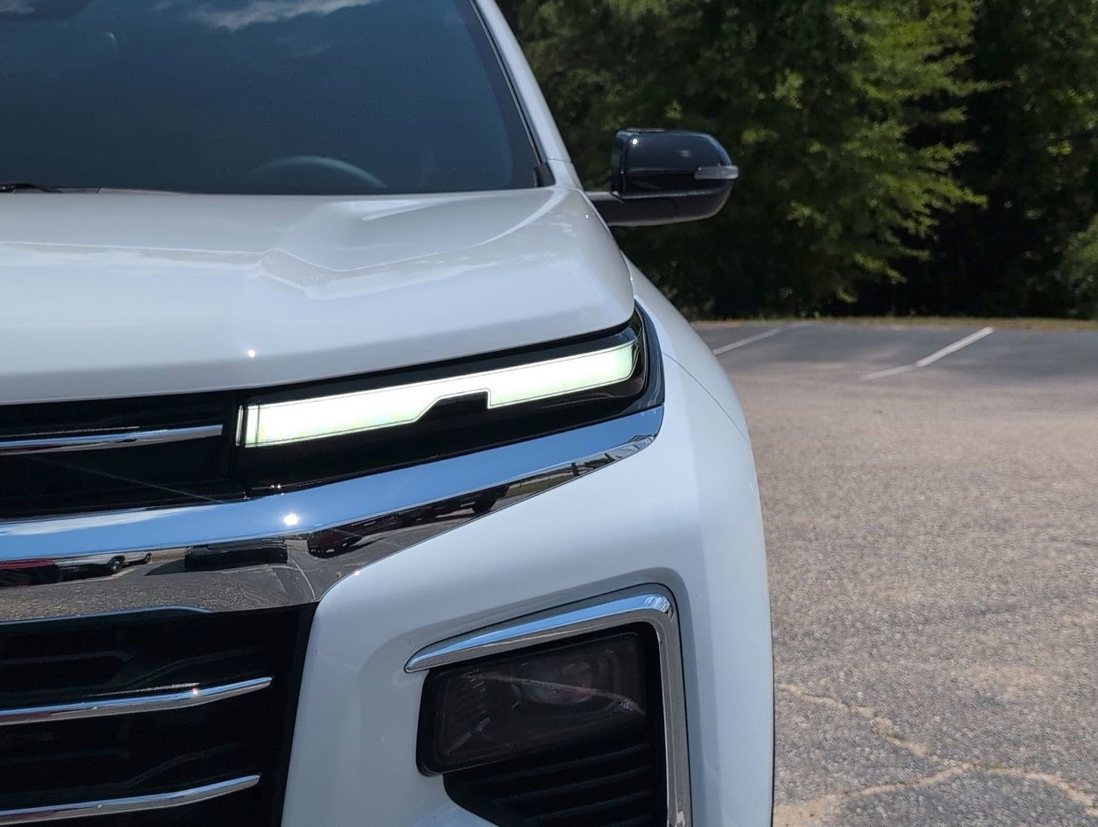 New 2026 Chevrolet Traverse LT w/ Sun and Wheel Package FWD image 12