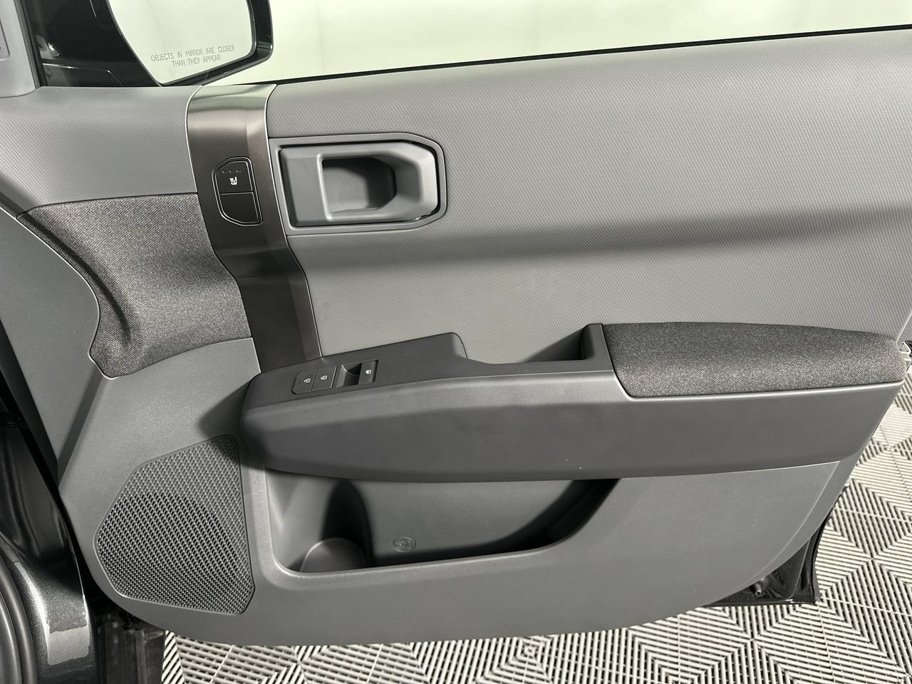 New 2027 Kia EV3 Wind FWD image 14