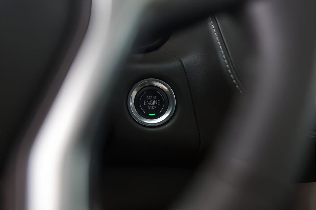 Used 2023 Chevrolet Tahoe Z71 w/ Luxury Package image 19