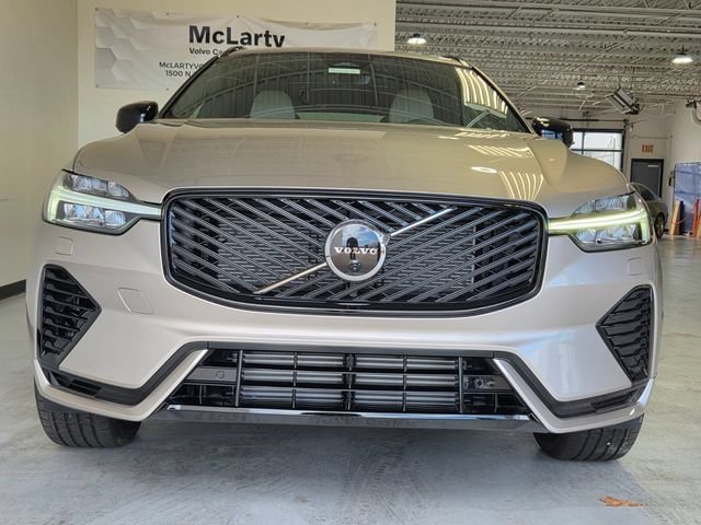 New 2026 Volvo XC60 T8 Plus w/ Protection Package Premier AWD/4WD image 7
