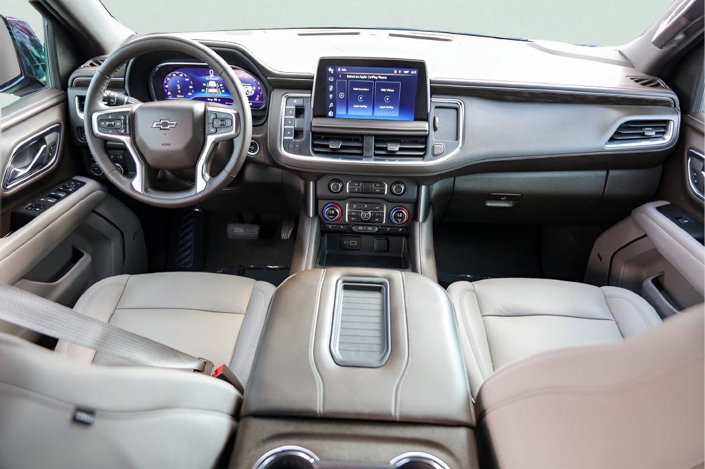 Used 2023 Chevrolet Tahoe Z71 w/ Luxury Package AWD/4WD image 29