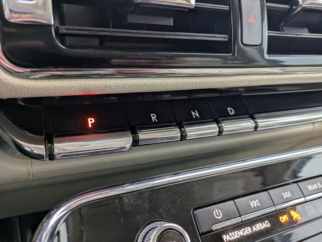 Used 2018 Lincoln Navigator Reserve w/ Technology Package image 13