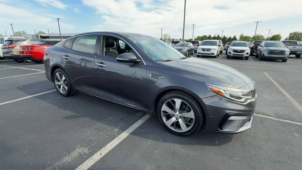 Used 2019 Kia Optima S w/ S Panoramic Sunroof Package FWD image 2