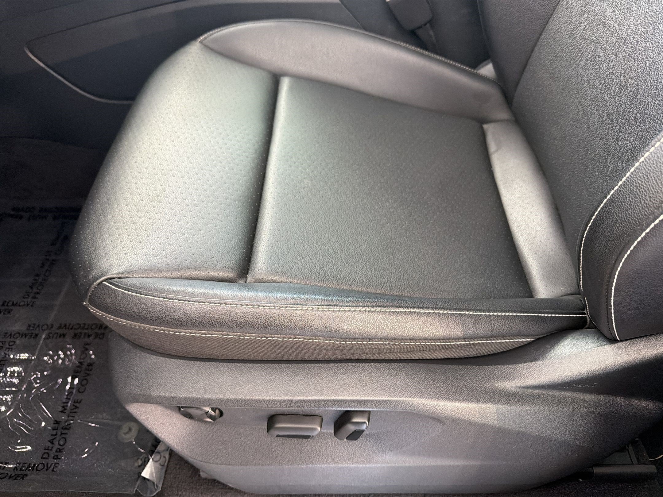 Used 2021 Volkswagen Atlas SE w/ Panoramic Sunroof Package FWD image 16