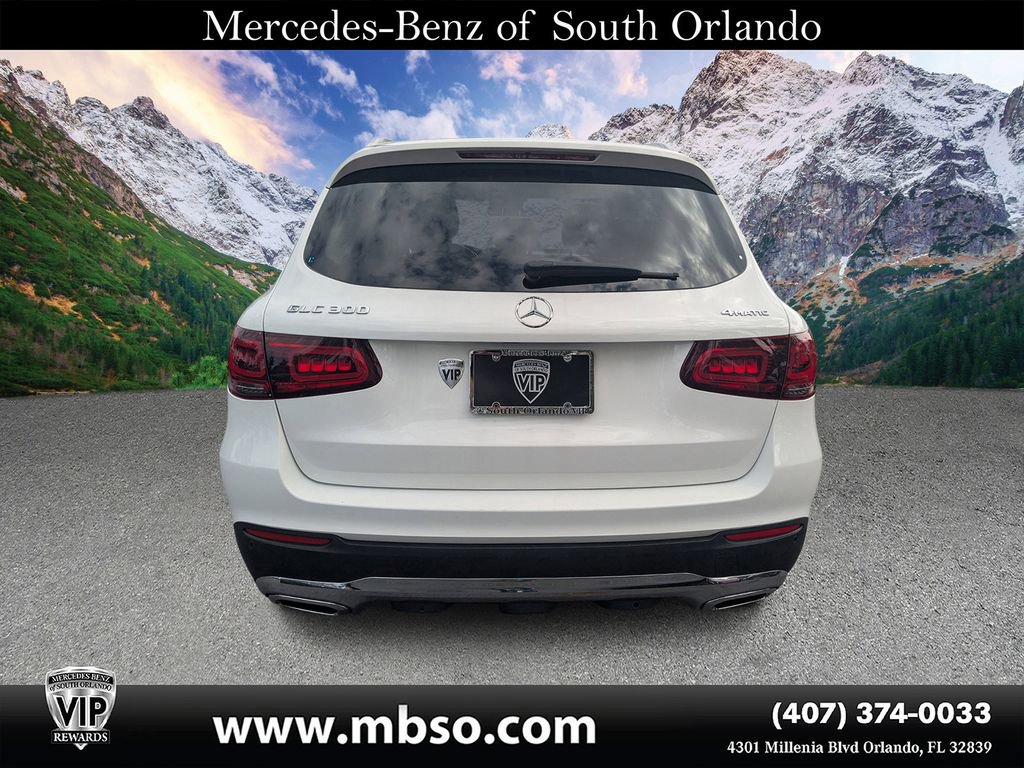 Certified 2022 Mercedes-Benz GLC 300 4MATIC w/ Premium Package Lite image 18