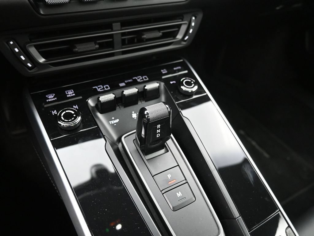 Certified 2020 Porsche 911 Carrera 4S AWD/4WD image 22