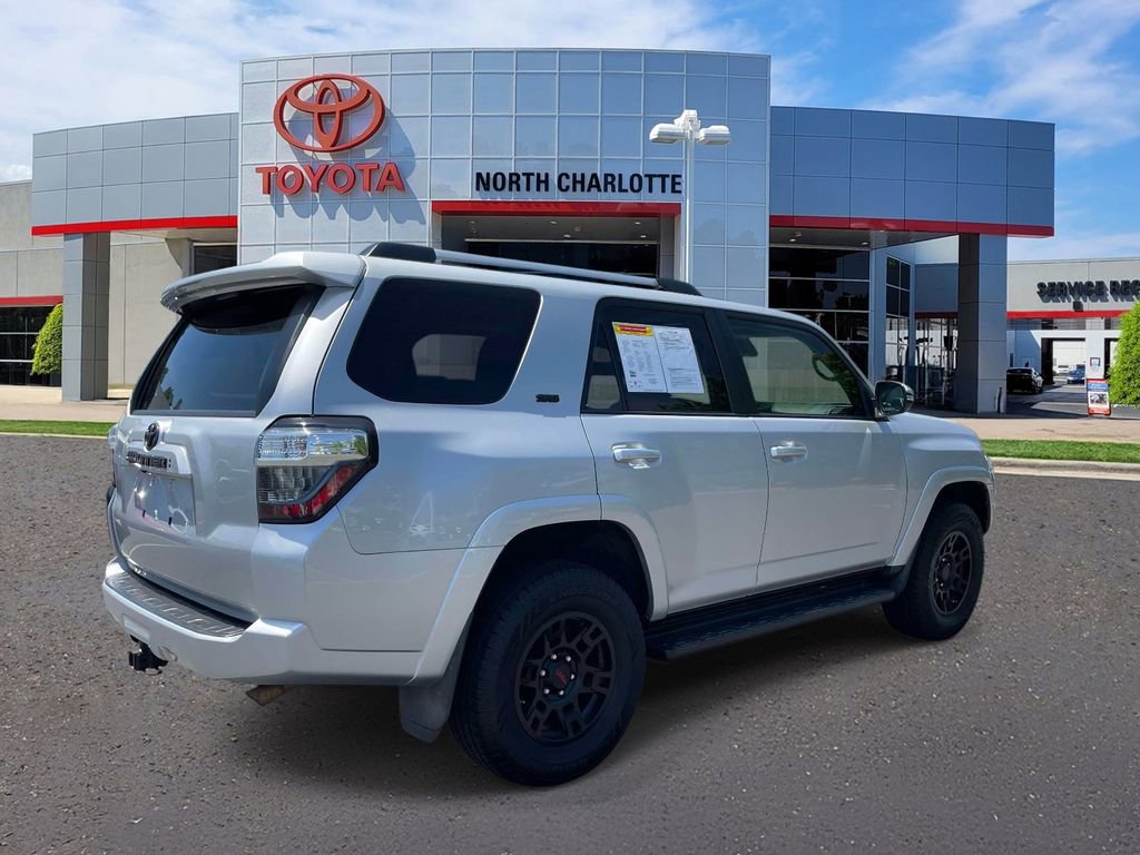Used 2020 Toyota 4Runner SR5 Premium w/ Moonroof Package AWD/4WD image 7
