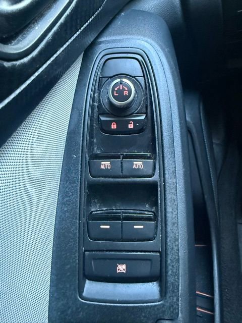 Used 2022 Subaru Crosstrek 2.0i Premium w/ Moonroof Package image 16