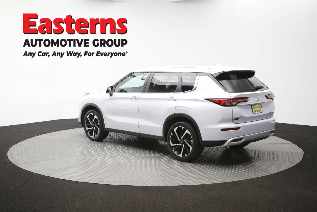 Used 2024 Mitsubishi Outlander SE AWD/4WD image 66